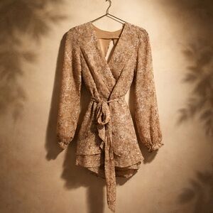 Francesca's Collections Brown Floral Long Sleeve Romper